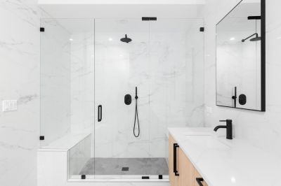Minimalist Shower with Black Frame